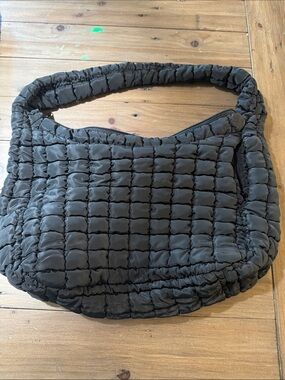 Quilted Puffer Shoulder Bag in Charcoal Black